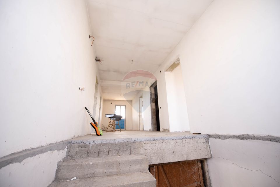 Casa individuala cu 6 camere de vanzare, Singureni, Cringuri, Giurgiu