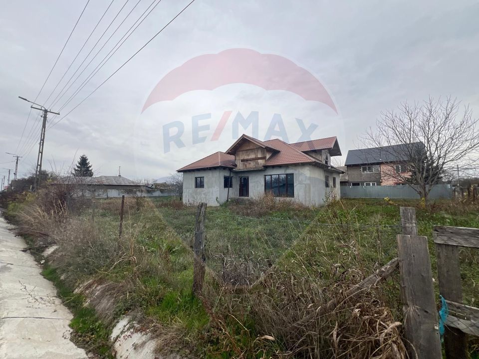 Casă 4 camere Rachitosu