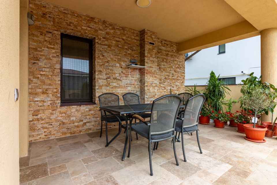 Casă / Vilă cu 4 camere de vânzare Corbeanca