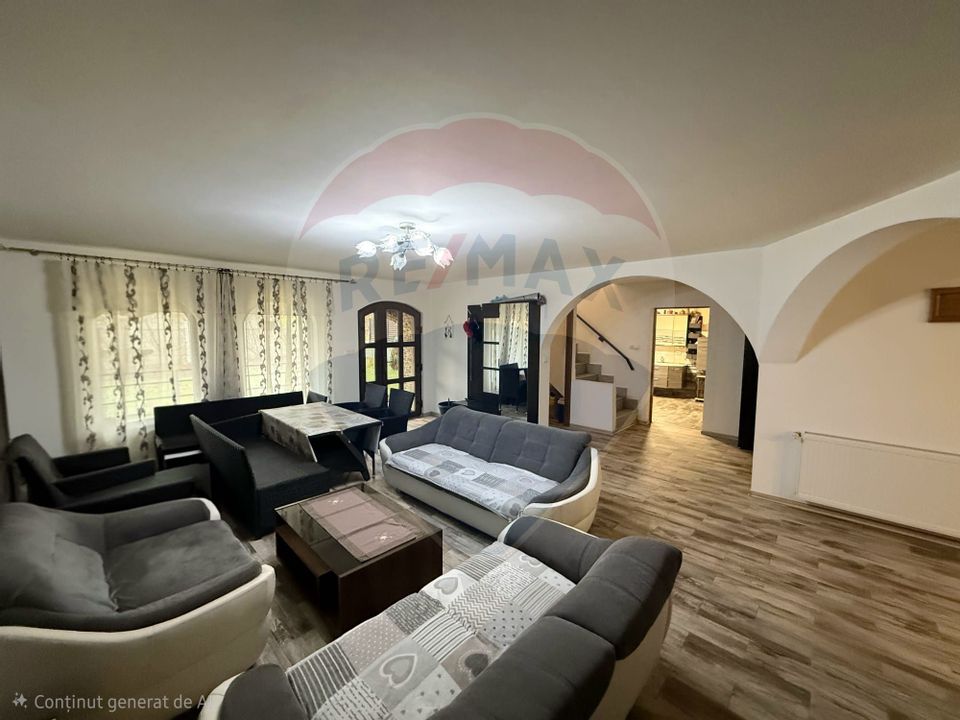 Casă / Vilă cu 5 camere de vânzare