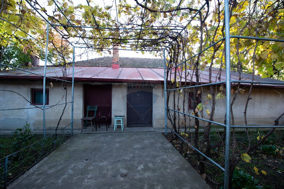 Casa cu 3 camere de vanzare in zona Central, Fundulea