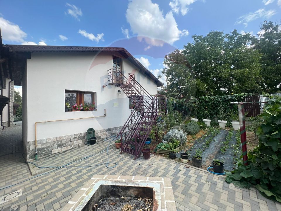 6 room House / Villa for sale, Central area