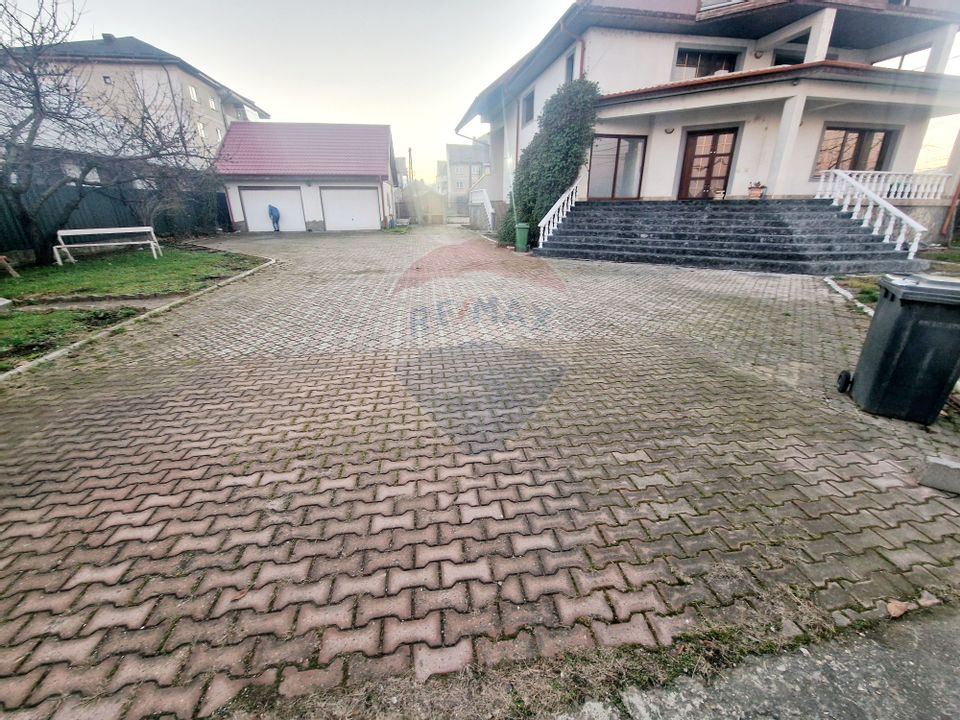 12 room House / Villa for sale