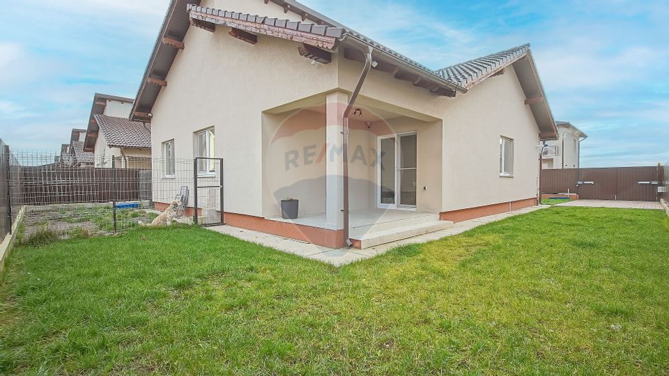 Ground floor house with underfloor heating – Sânpetru, Lempeș area