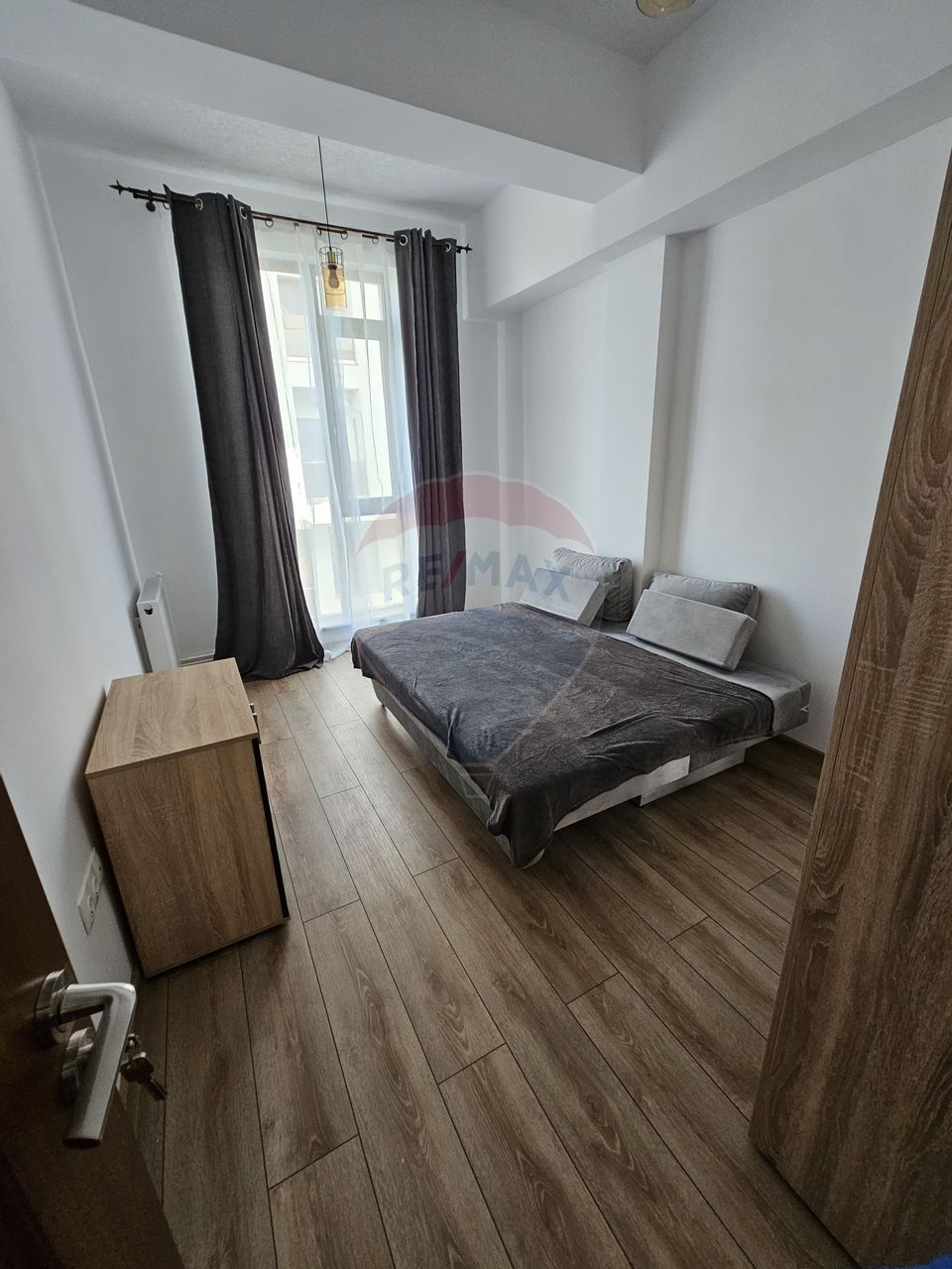 3 room Apartment for rent, Periferie area