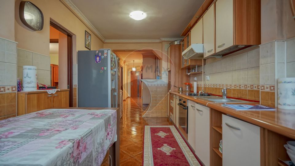 Apartament cu 3 camere pe Saturn, langa LIDL