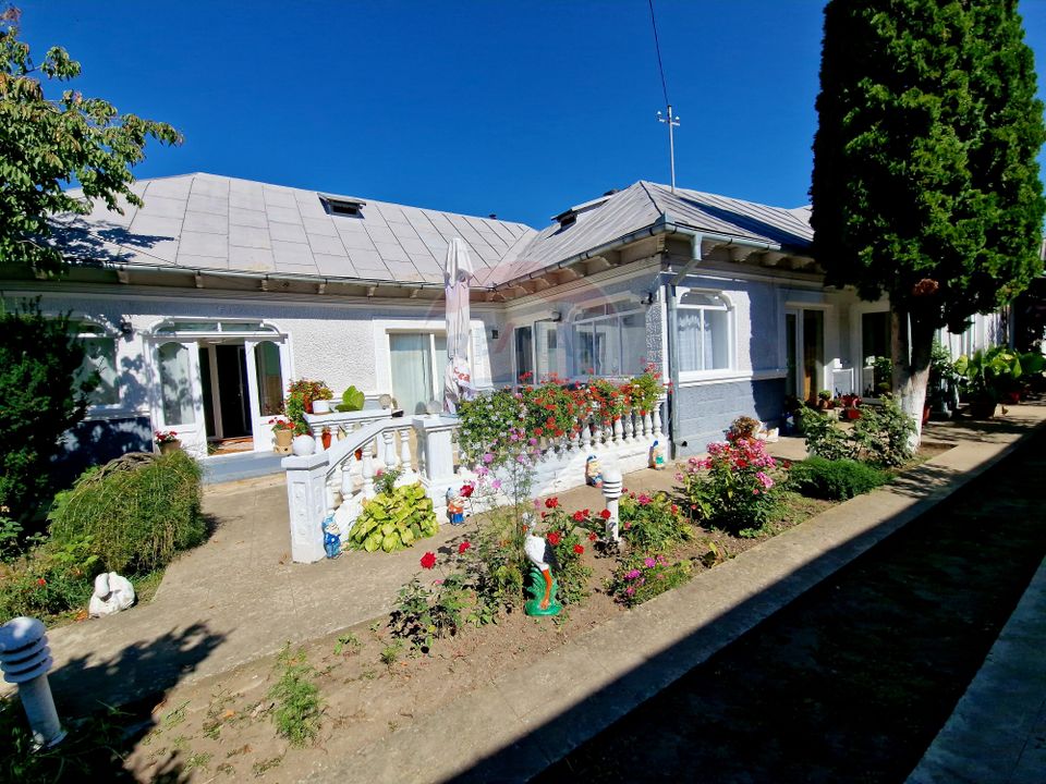 6 room House / Villa for sale