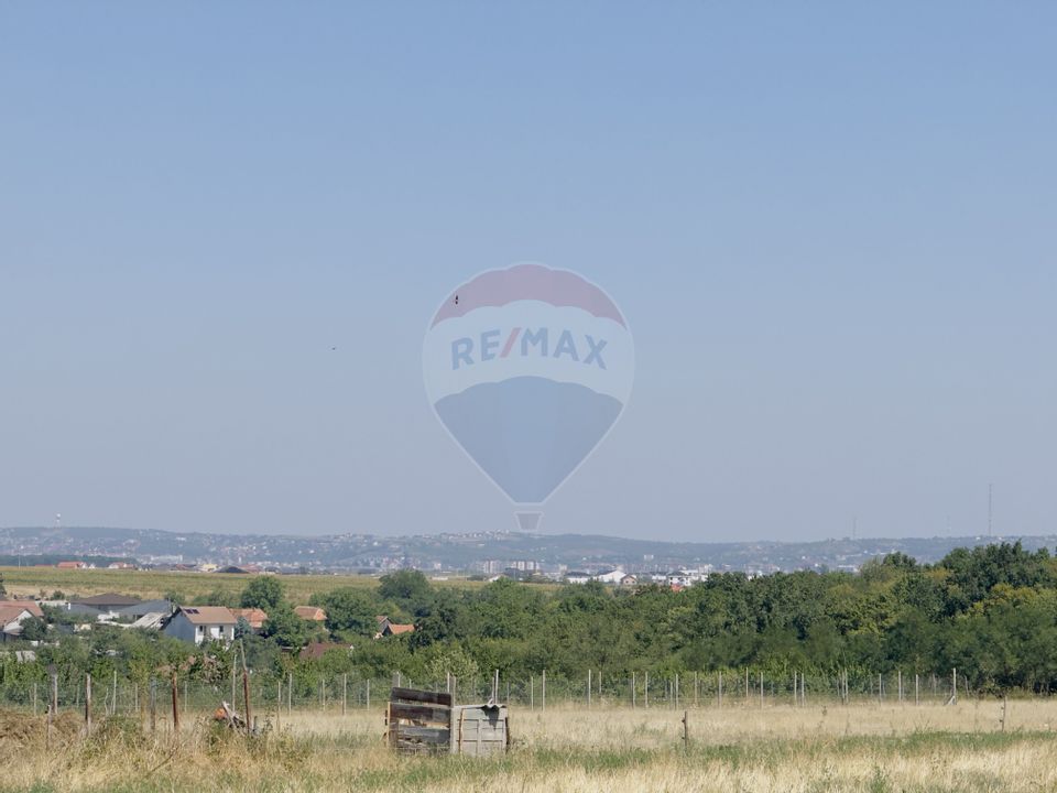 Teren 2,841mp Apateu / Strada Principala langa Biserica Ortodoxa