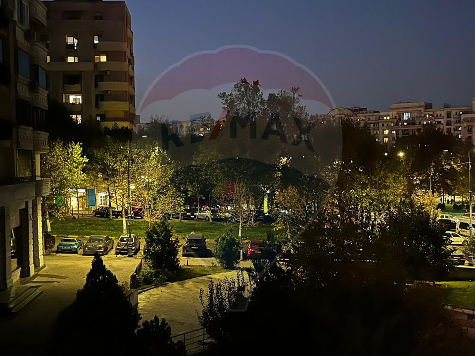 4 camere renovat | vedere fântâni Unirii | Bibescu Vodă | 106 mp