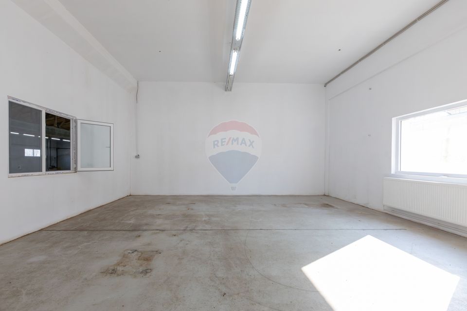 Hală 1.000 mp + curte 3.200 mp + CASĂ 160 mp BONUS | Acces TIR | Bacău