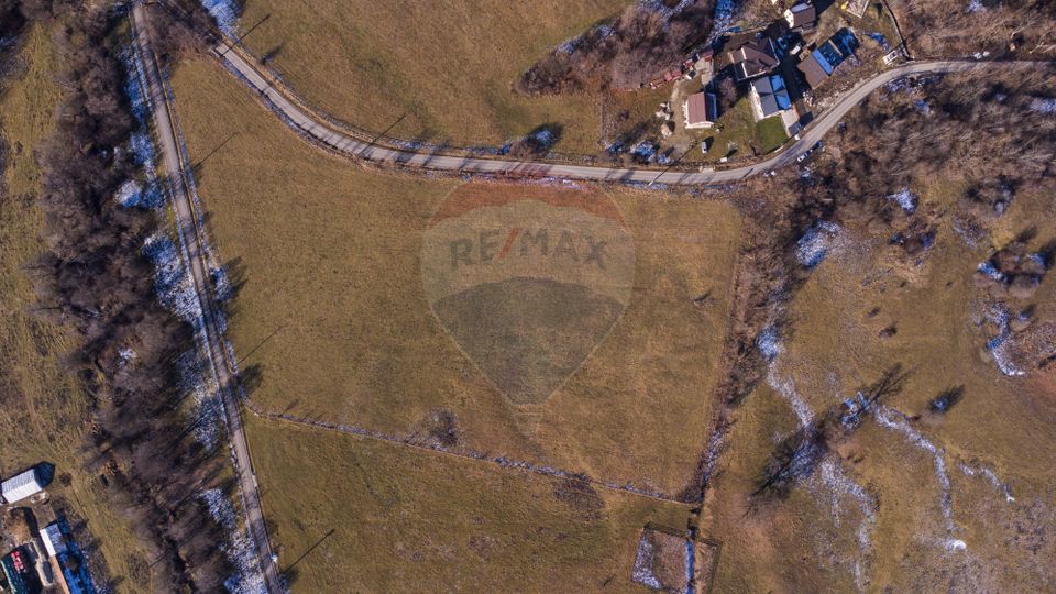 Teren de vanzare  Intravilan 19.341 mp – Cheile Râșnoavei, Parcelabil