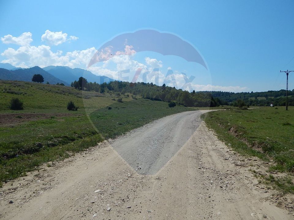 Land 1,224sqm Rasnov / Strada Poiana velicanului