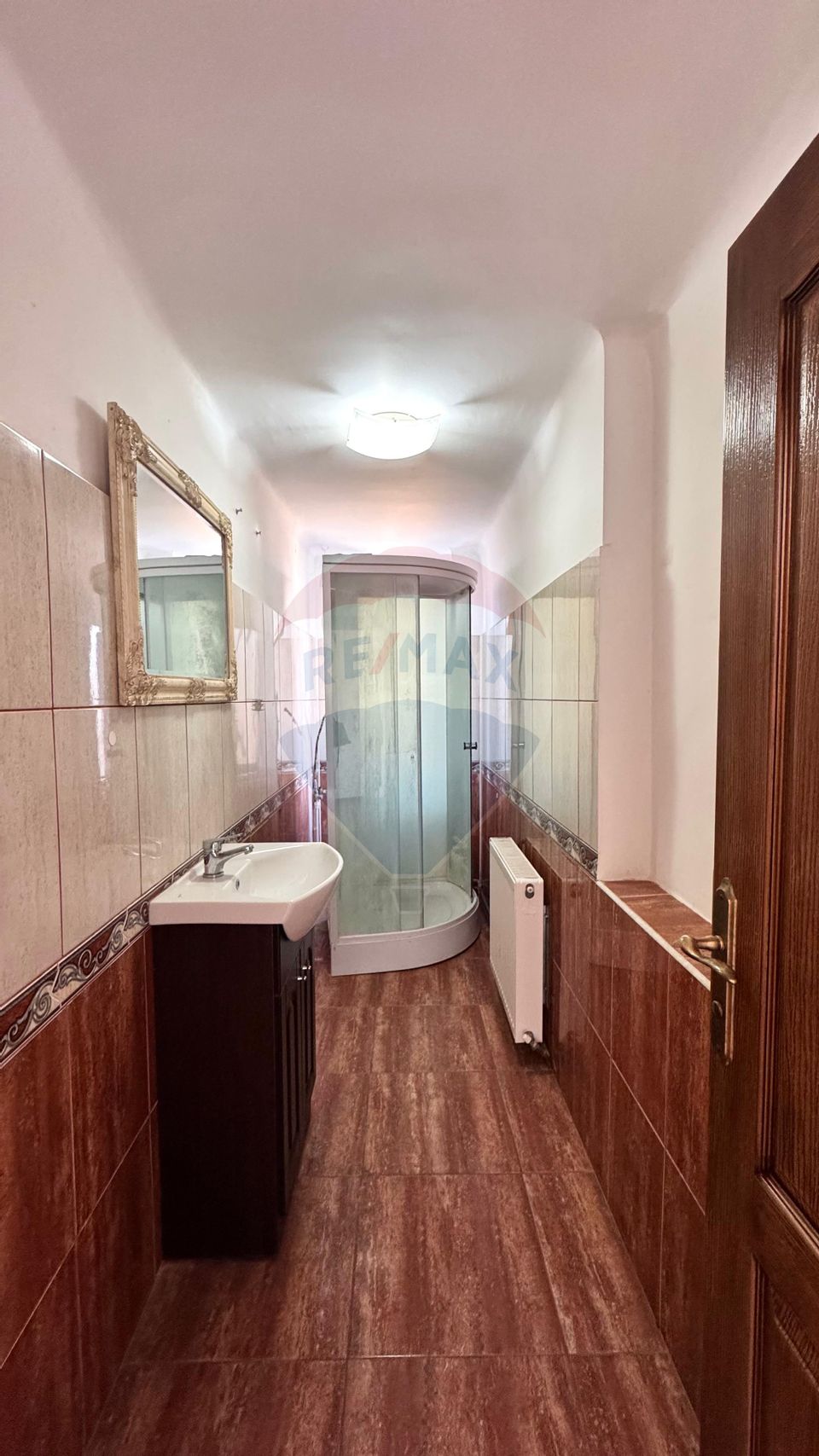 16 room House / Villa for sale, Peninsula area