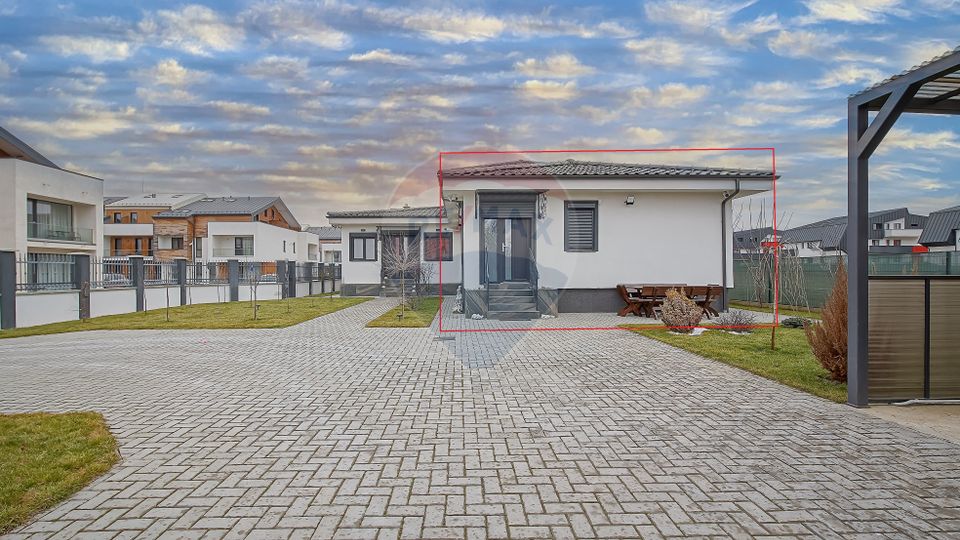 Casă modernă cu 2 dormitoare, teren 265 mp in Bartolomeu