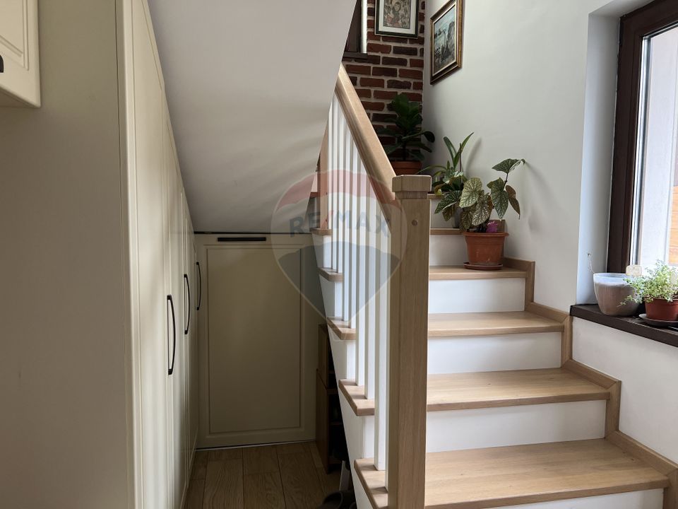 6 room House / Villa for sale, Central area