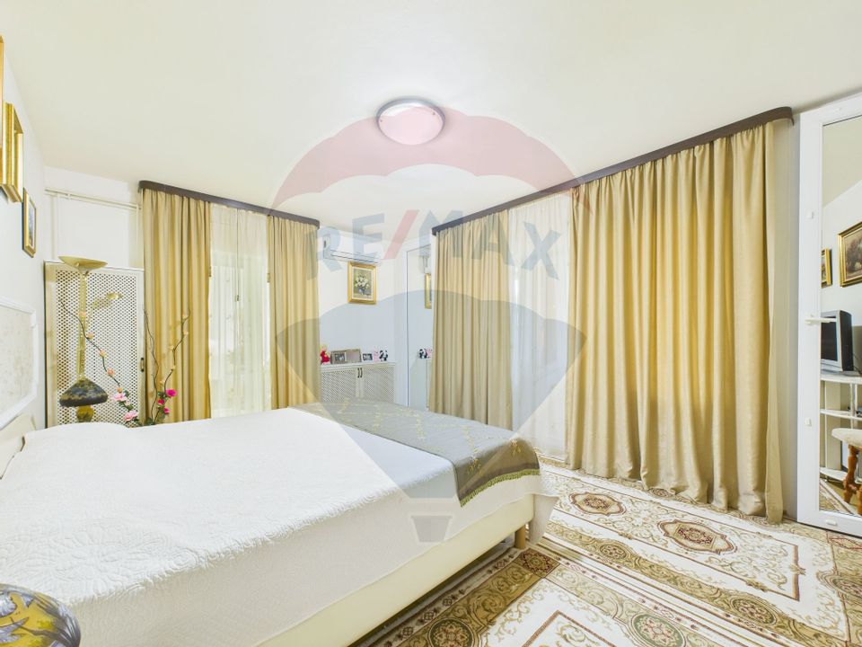 10 room House / Villa for sale, Central area