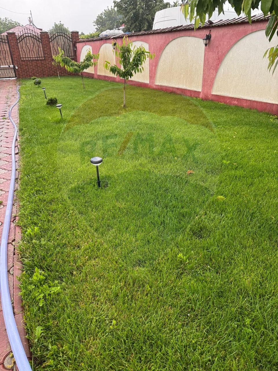 Casă / Vilă cu 5 camere de vânzare