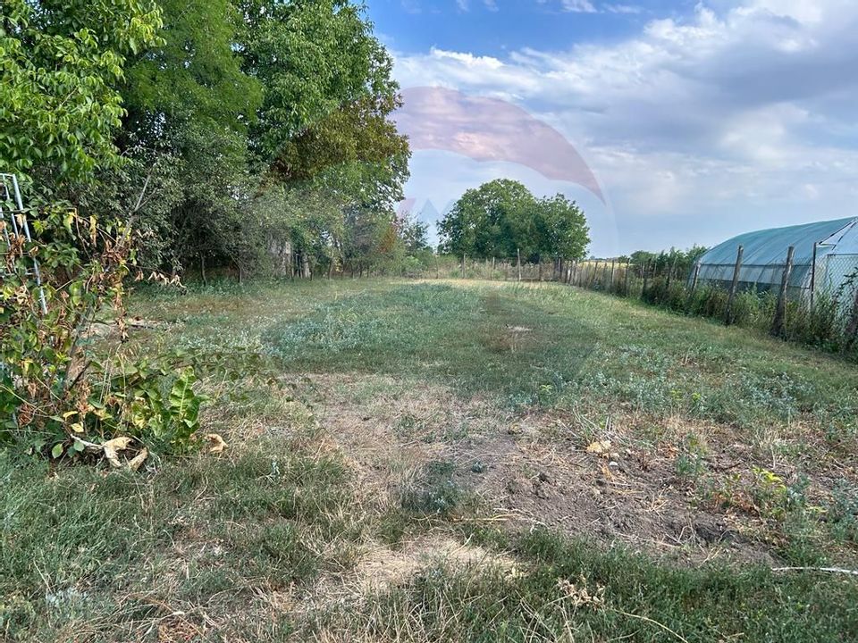 Land 1,224sqm Afumati / Soseaua Petrachioaia