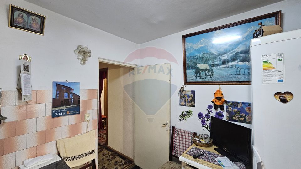 Apartament decomandat cu 2 camere în zona Burdujeni