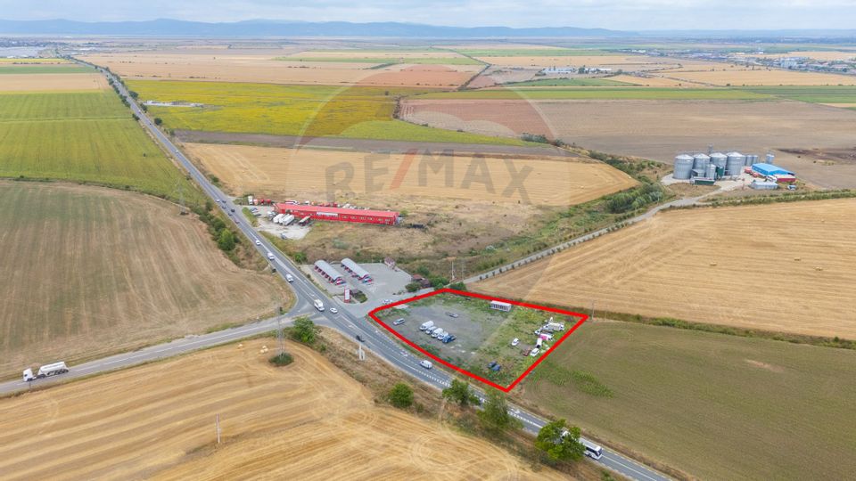 Teren 4200 mp, poziție strategică, utilități, Centura Arad