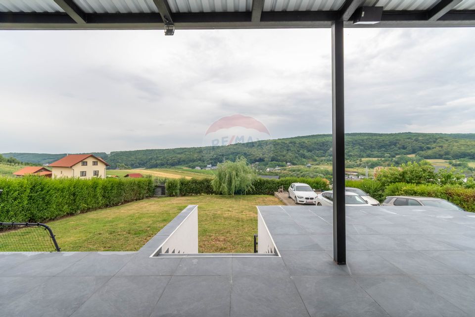 Detached House for Sale / 900 sqm Land, Popesti, Cluj