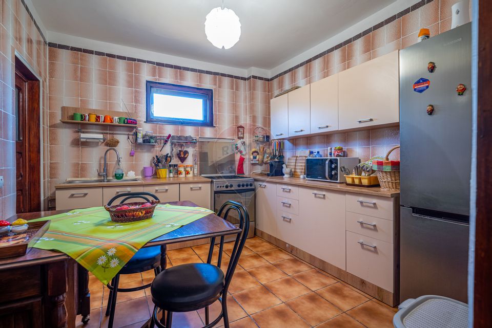 5 room House / Villa for sale