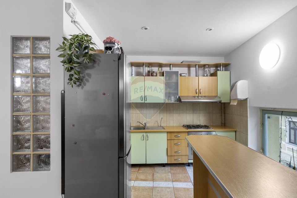 4 room Apartment for sale, Ultracentral area