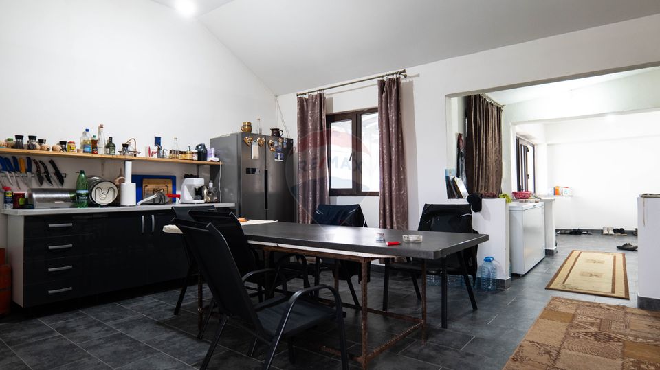 11 room House / Villa for sale