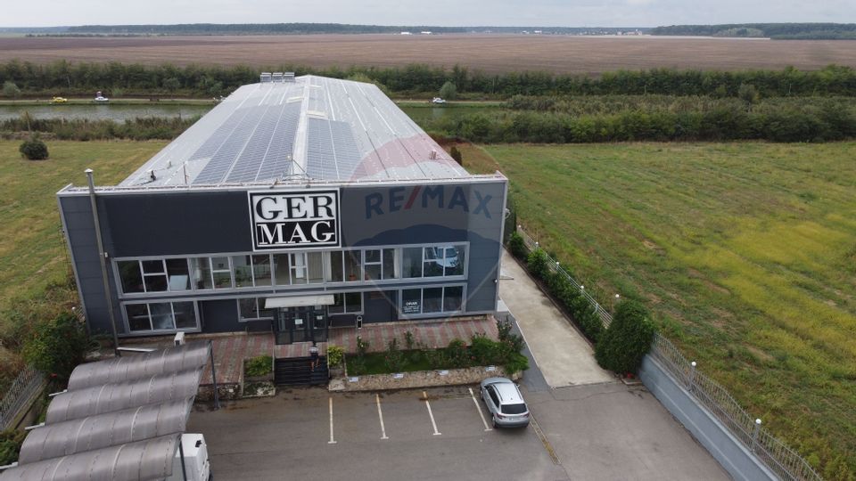 Industrial space, hall, logistics warehouse, showroom premium offices