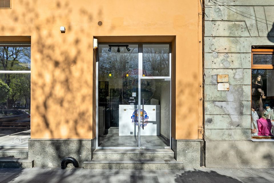 Spațiu comercial versatil de închiriat în zona Ultracentral
