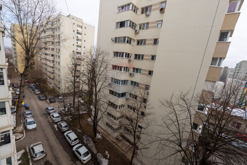 Apartament cu 4 camere de vanzare , 1974, fara risc, Pantelimon