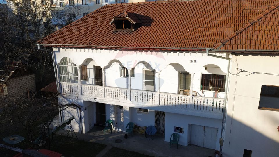 5 room House / Villa for sale, Central area
