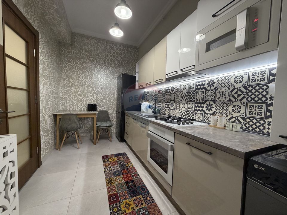 Apartament cu 2 camere de închiriat în zona Inel II