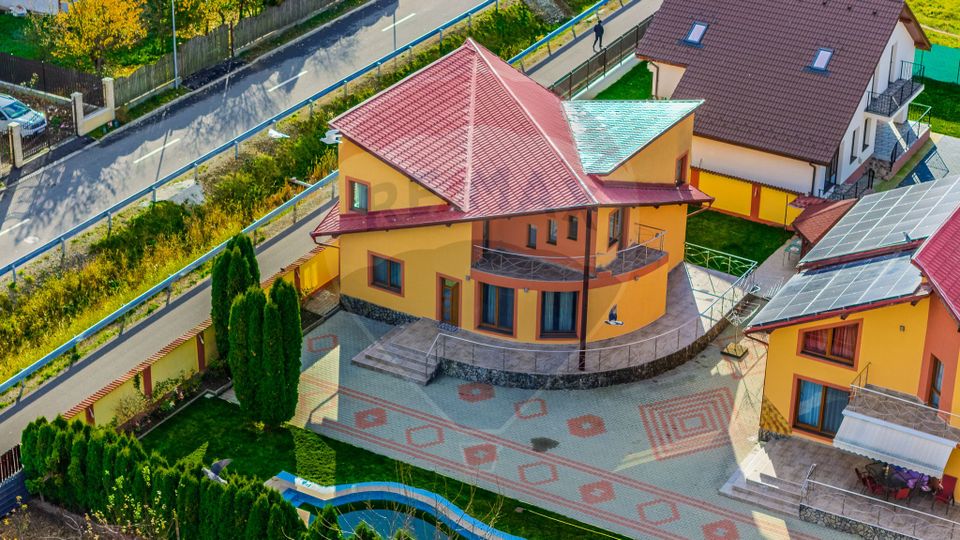 5 room House / Villa for sale