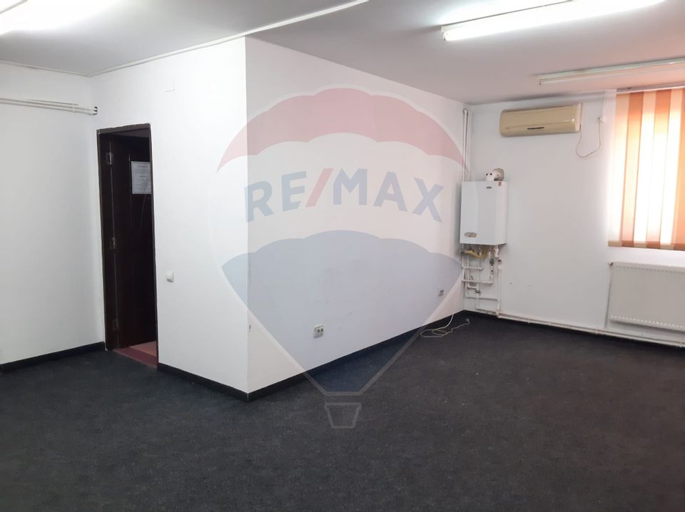 153sq.m Office Space for rent, Central area