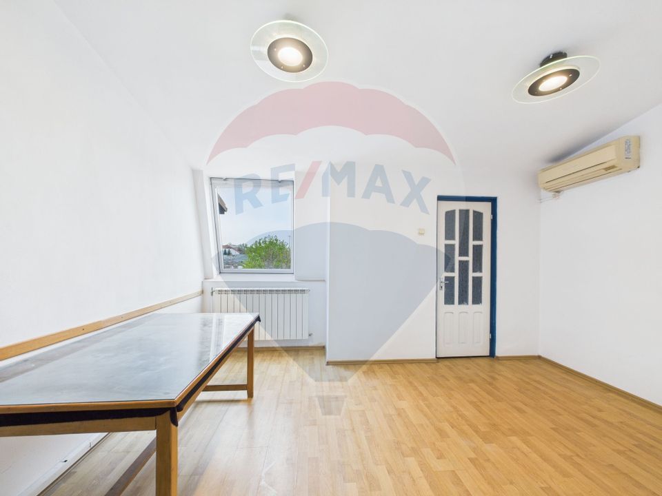 130sqm office space for rent in Unirii area