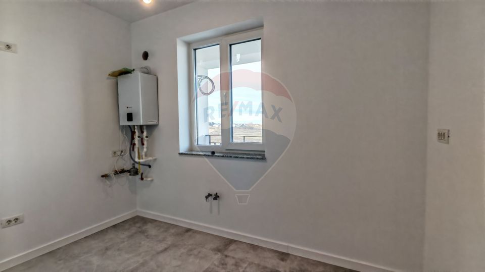 Apartament cu 2 camere de vânzare Tunari