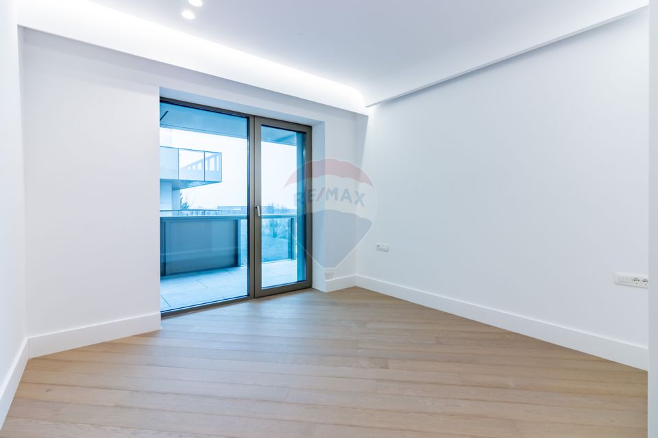 Apartament 3 camere de vânzare – Cortina 126, Bd. Erou Iancu Nicolae