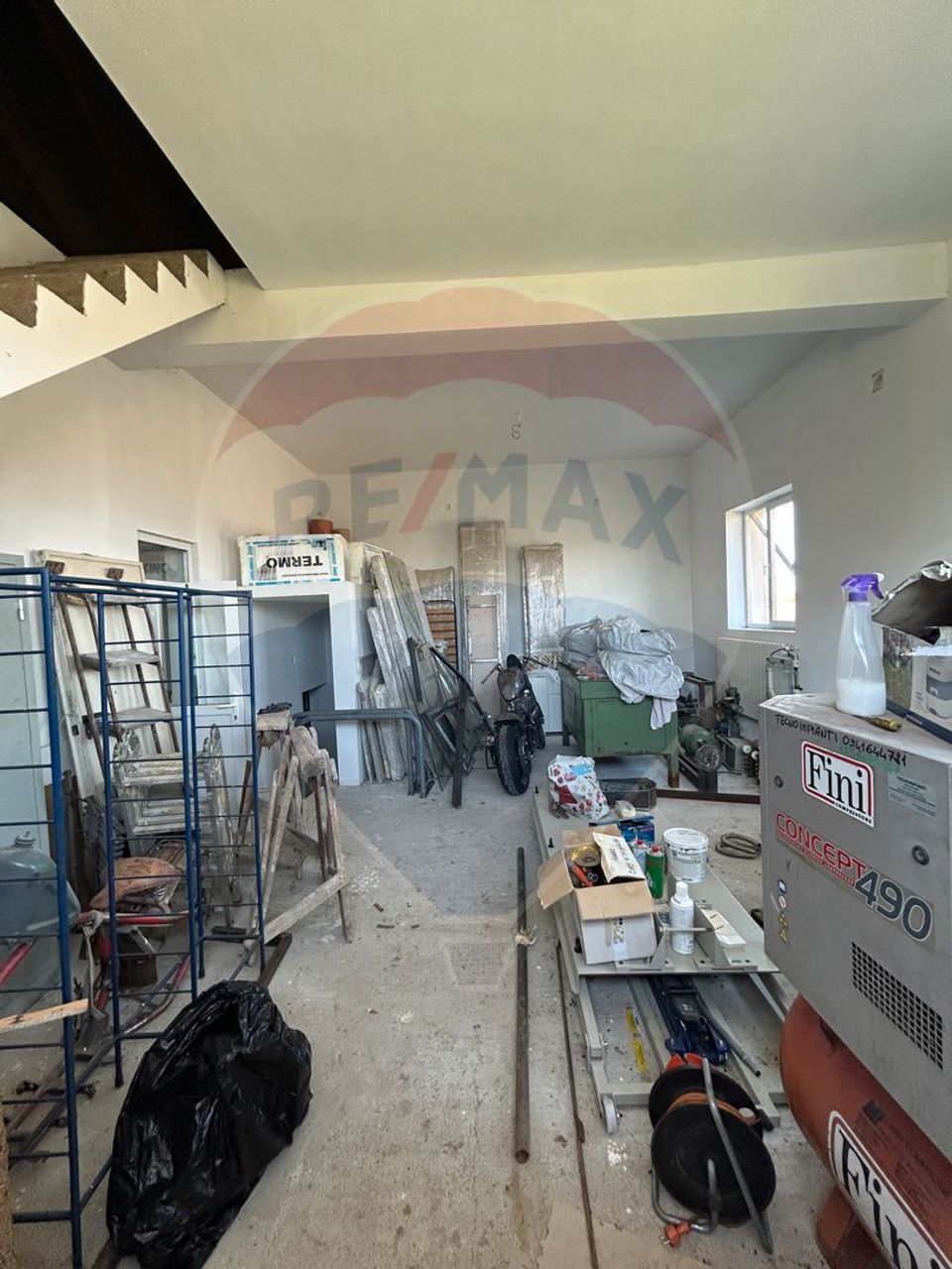 5 room House / Villa for sale