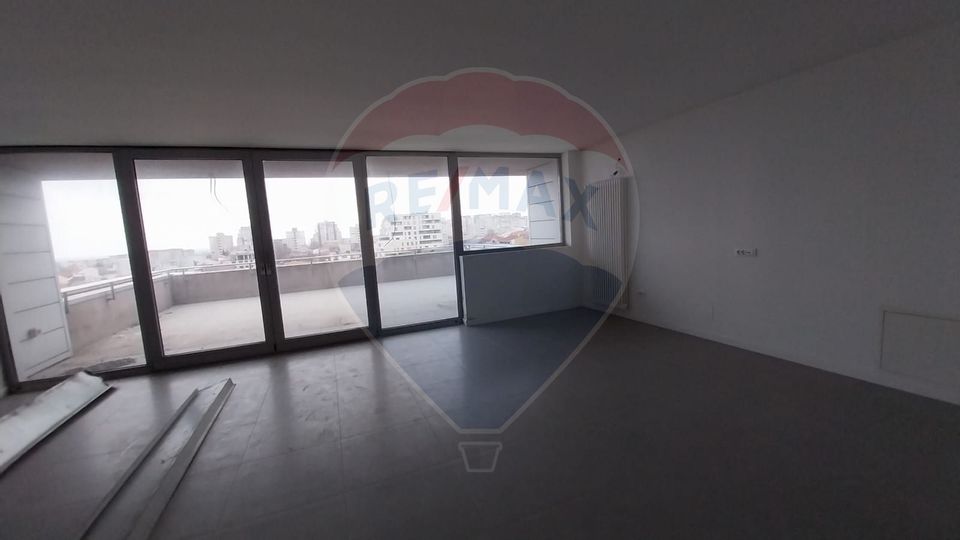 1,200sq.m Office Space for rent, Universitate area