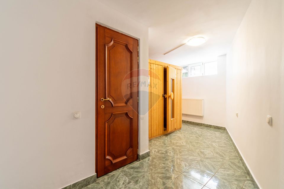 11 room House / Villa for rent, Gheorgheni area