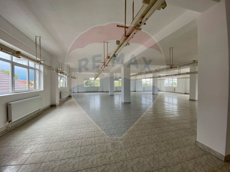 Spațiu industrial/comercial 400 mp