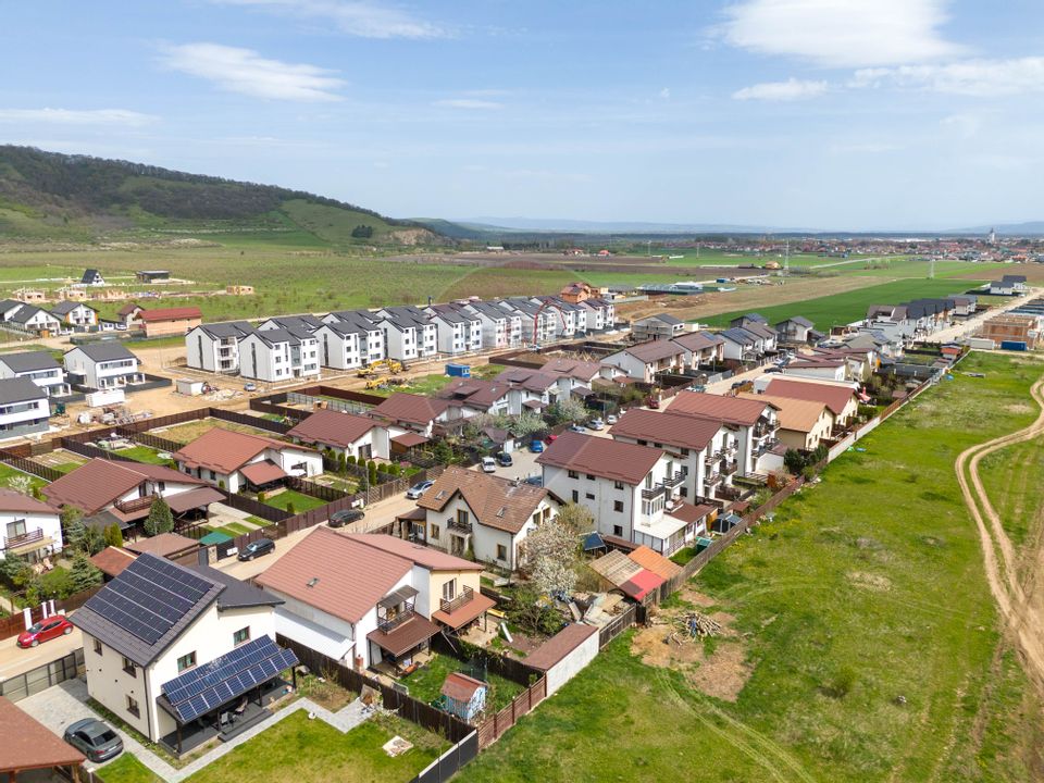 Apartament 3 camere de închiriat, Sanpetru, Lempes