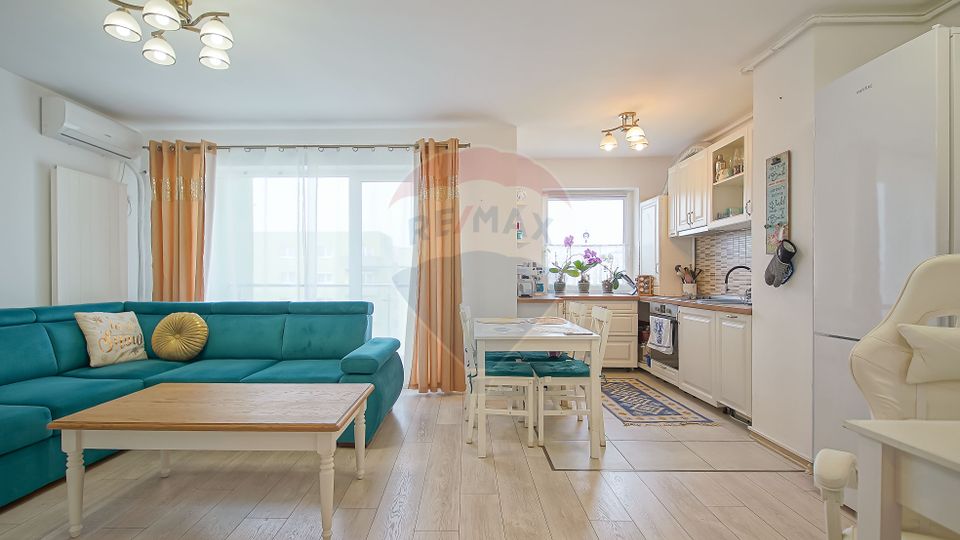 Apartament cu 2 camere de vânzare, Top City-Tractorul, comision 0%