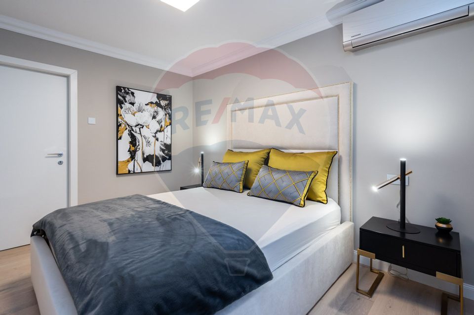 Apartament de lux 4 camere P-ta Victoriei zona Capitale