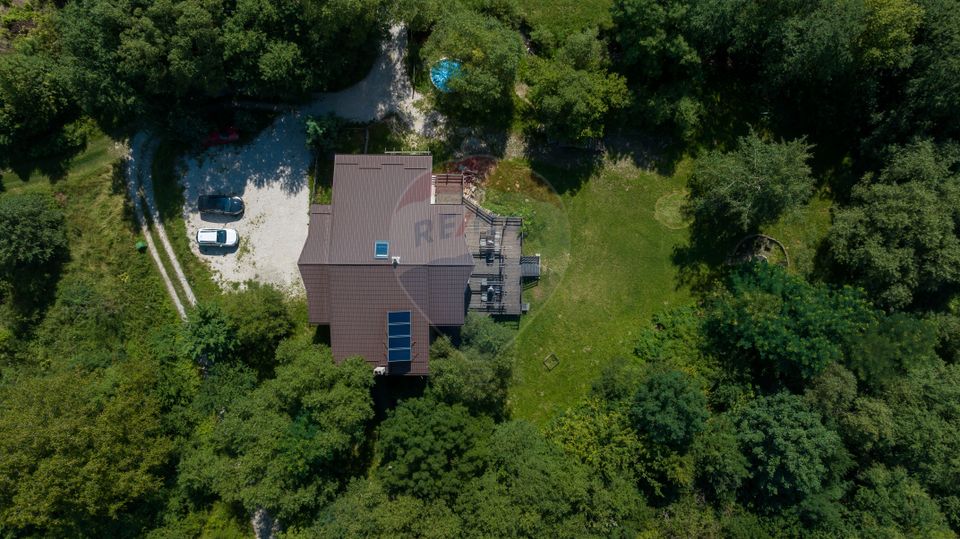 De vânzare Casa Margo - Cheile Râșnoavei - oportunitate de investiție