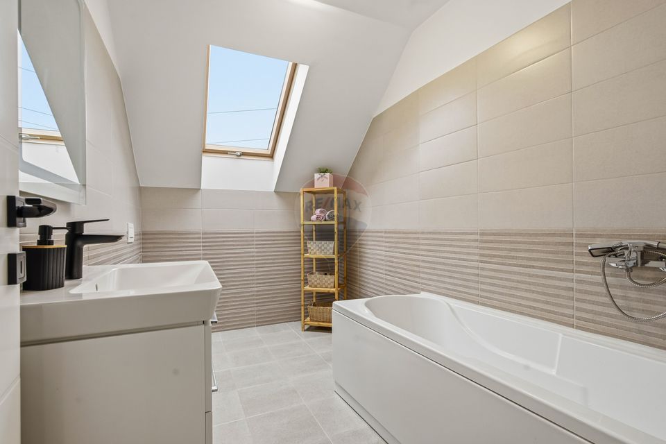 Casa de Vânzare 164mp, Teren 548mp - Lunca Cetățuii - Cartier Astoria