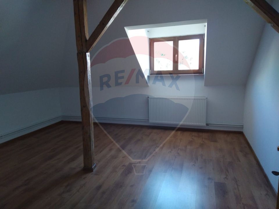 11 room House / Villa for rent, Aviatorilor area