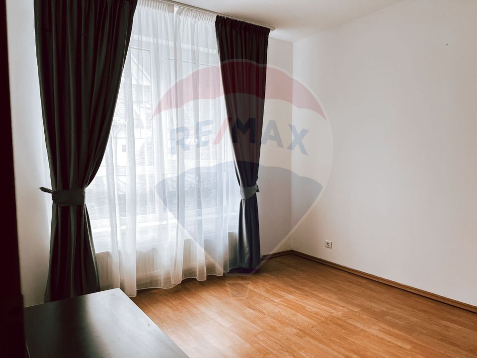Spacious apartment for rent in Green Valley area - Noua