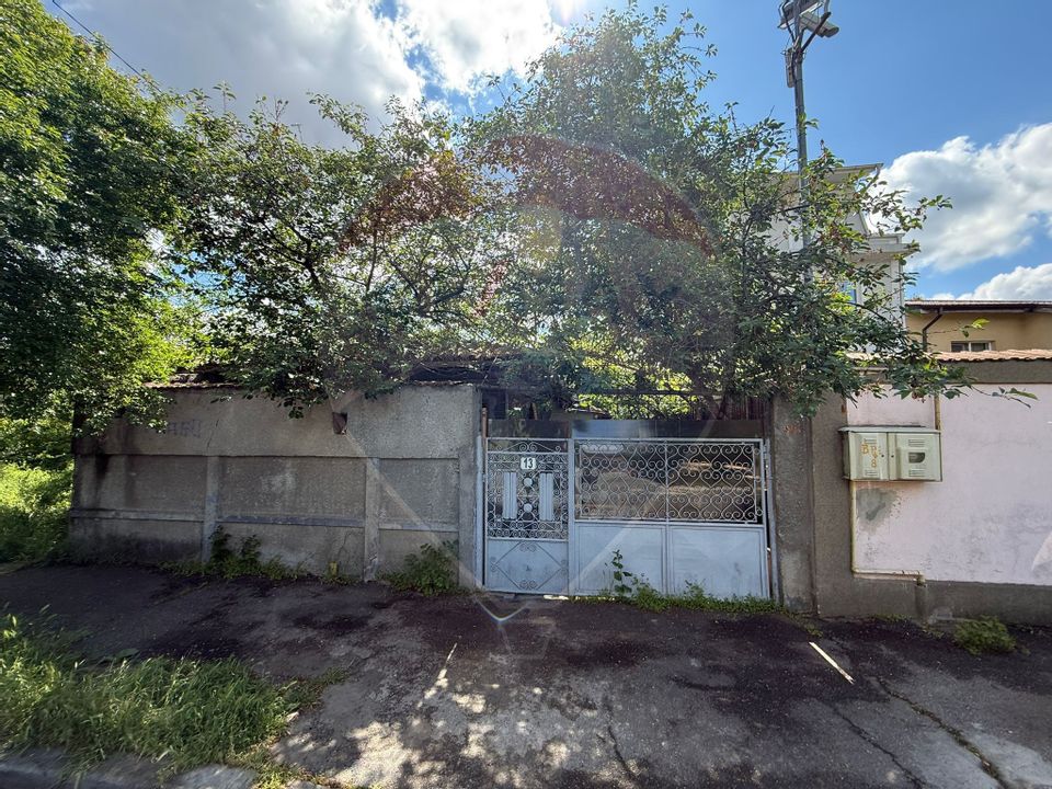 De vanzare casa cu curte in zona Sos. Chitilei , Sector 1